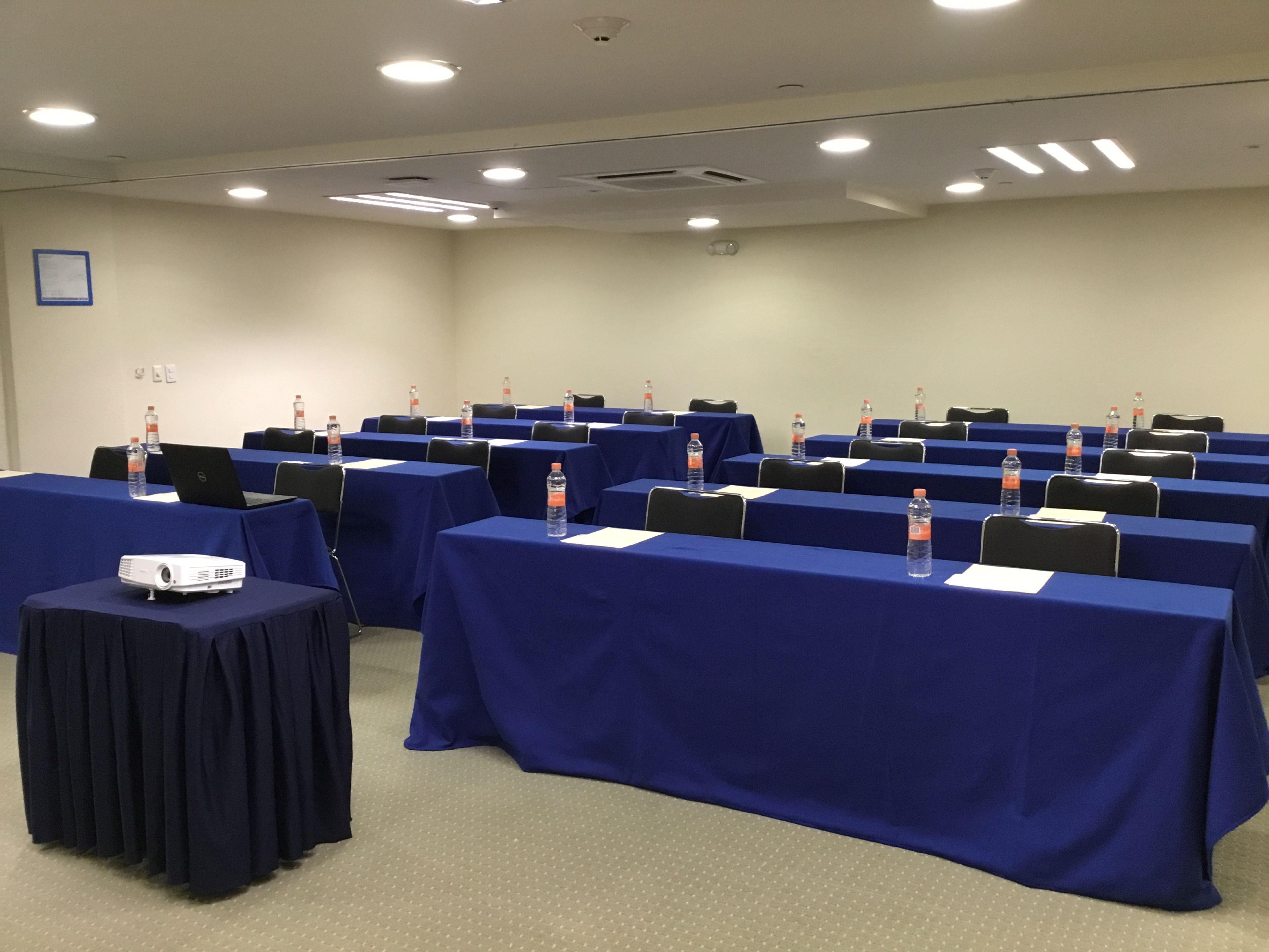 Holiday Inn Express Guadalajara Expo By Ihg Zapopan Dış mekan fotoğraf