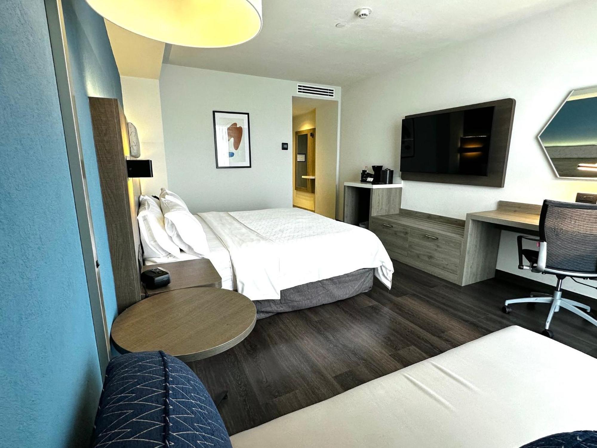 Holiday Inn Express Guadalajara Expo By Ihg Zapopan Dış mekan fotoğraf
